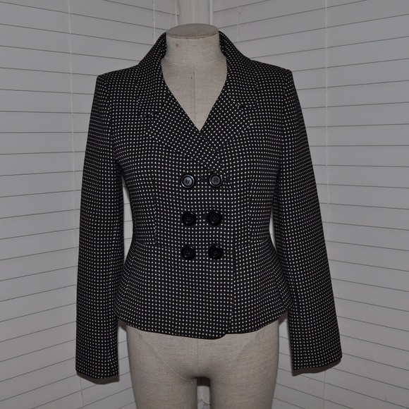 Kasper Jackets & Blazers - Like New KASPER B+W Jacquard Peplum Suit Jacket A8